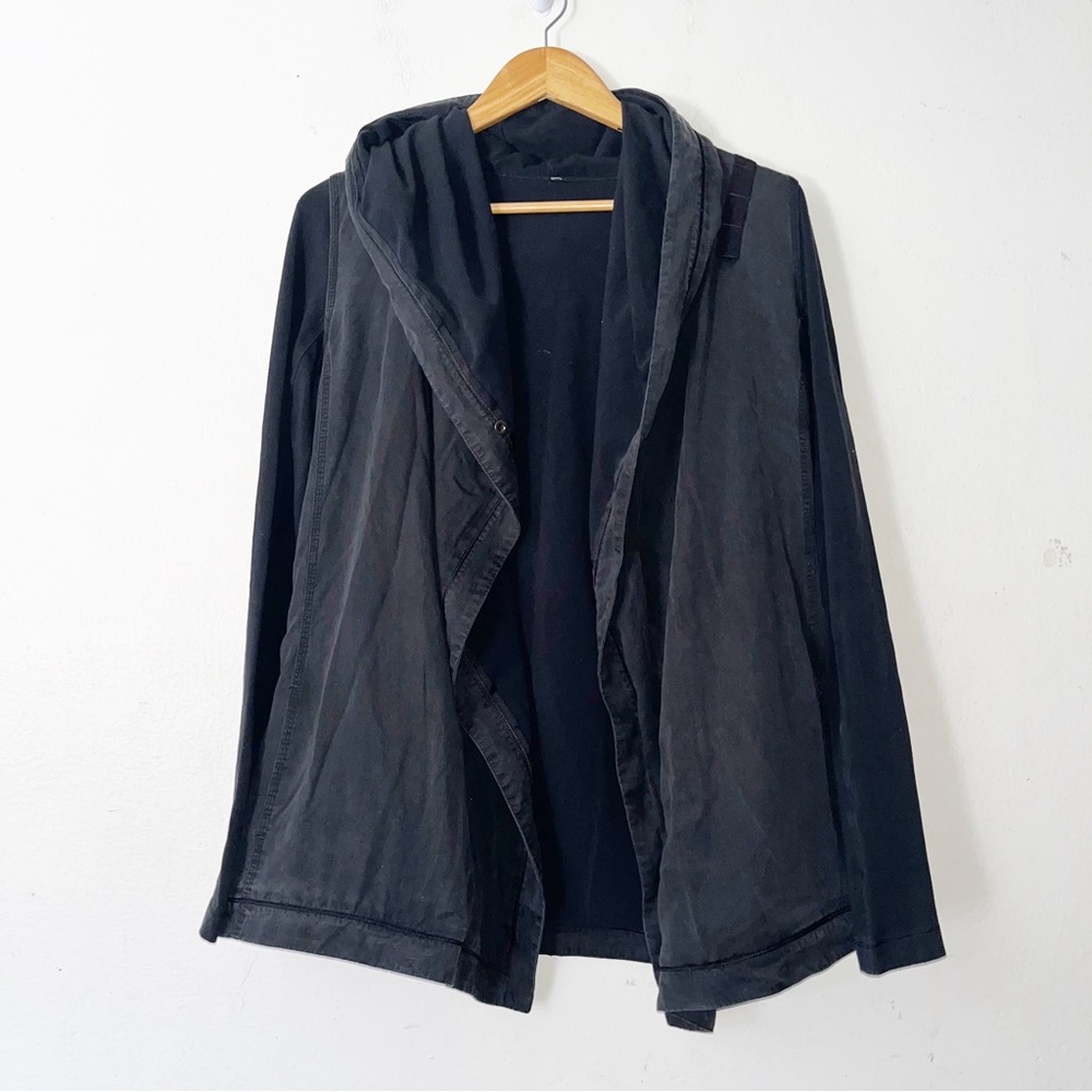 Lululemon Blissed Out Black Tencel Blend Wrap Jacket Womens Sz 6 - Picture 2 of 8